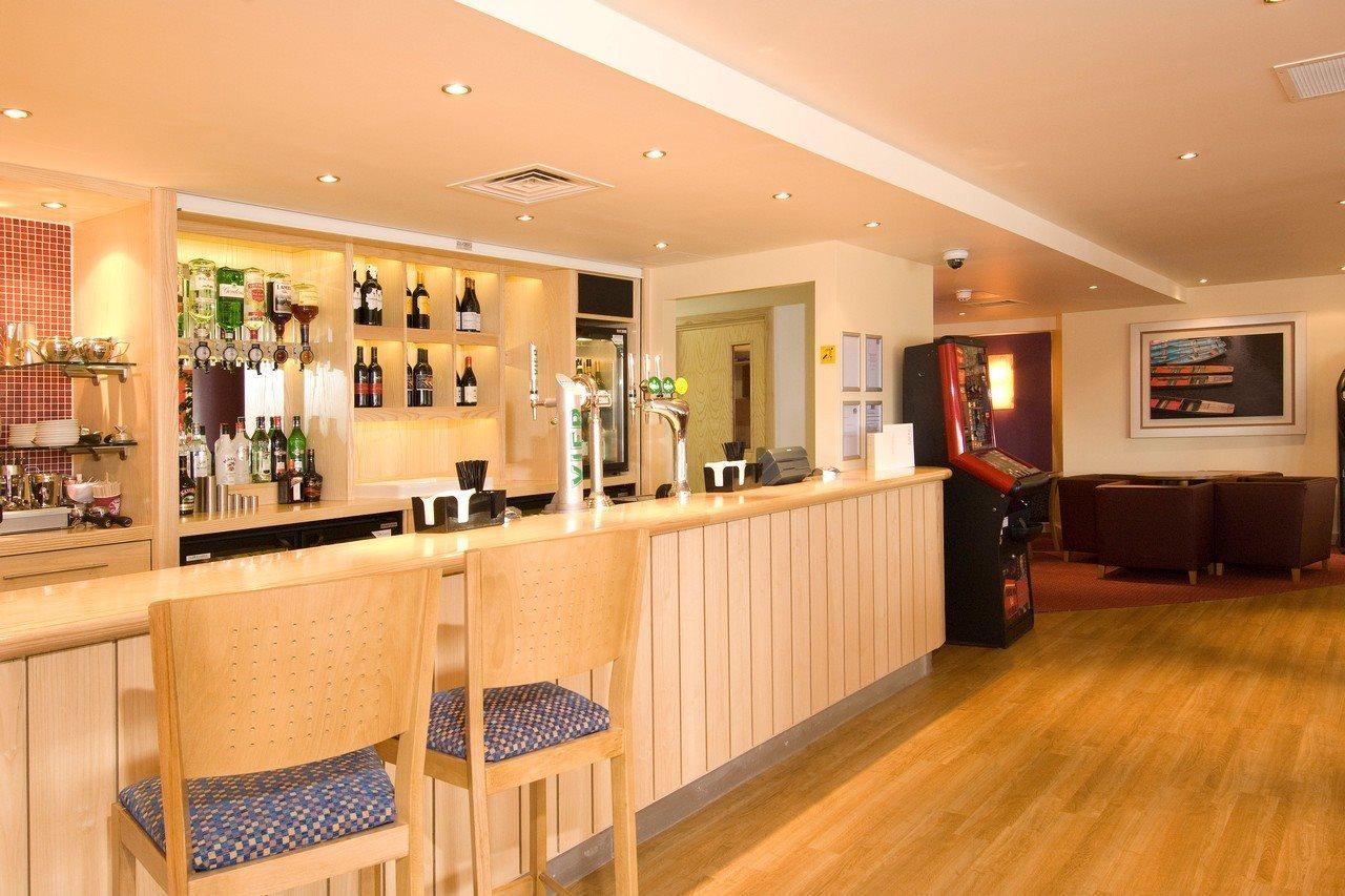 Premier Inn Cambridge Girton  Exteriör bild
