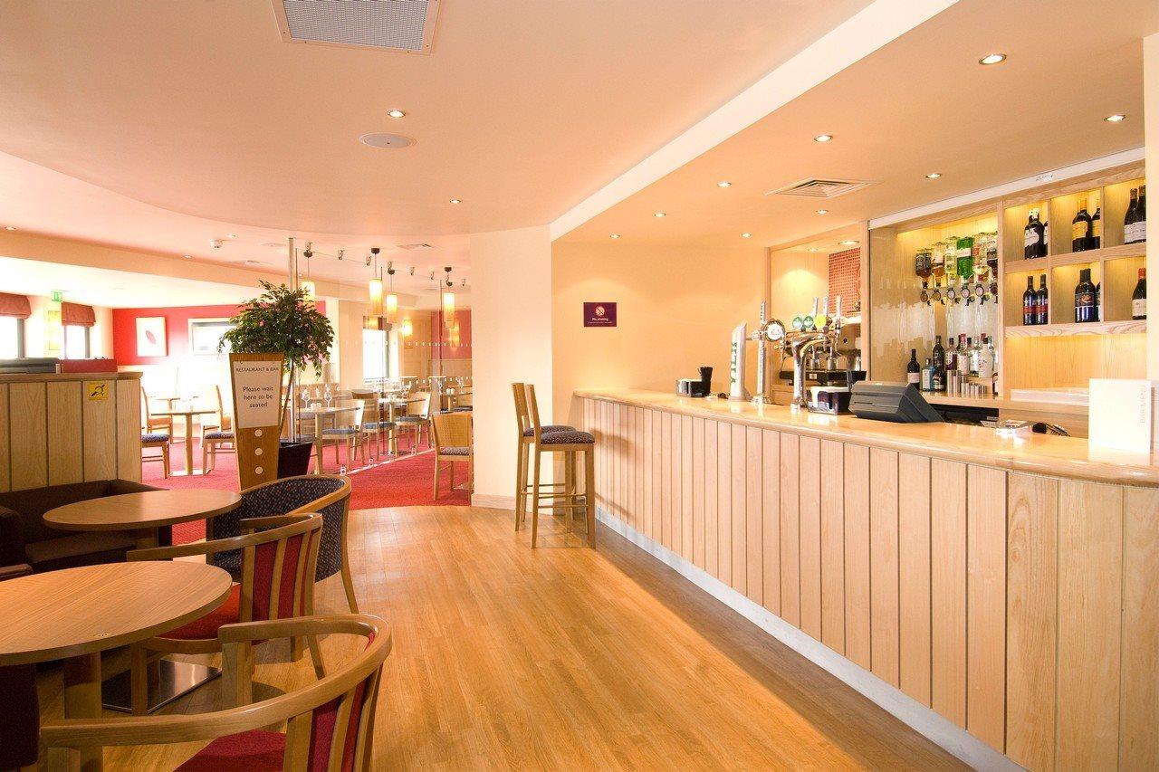 Premier Inn Cambridge Girton  Exteriör bild