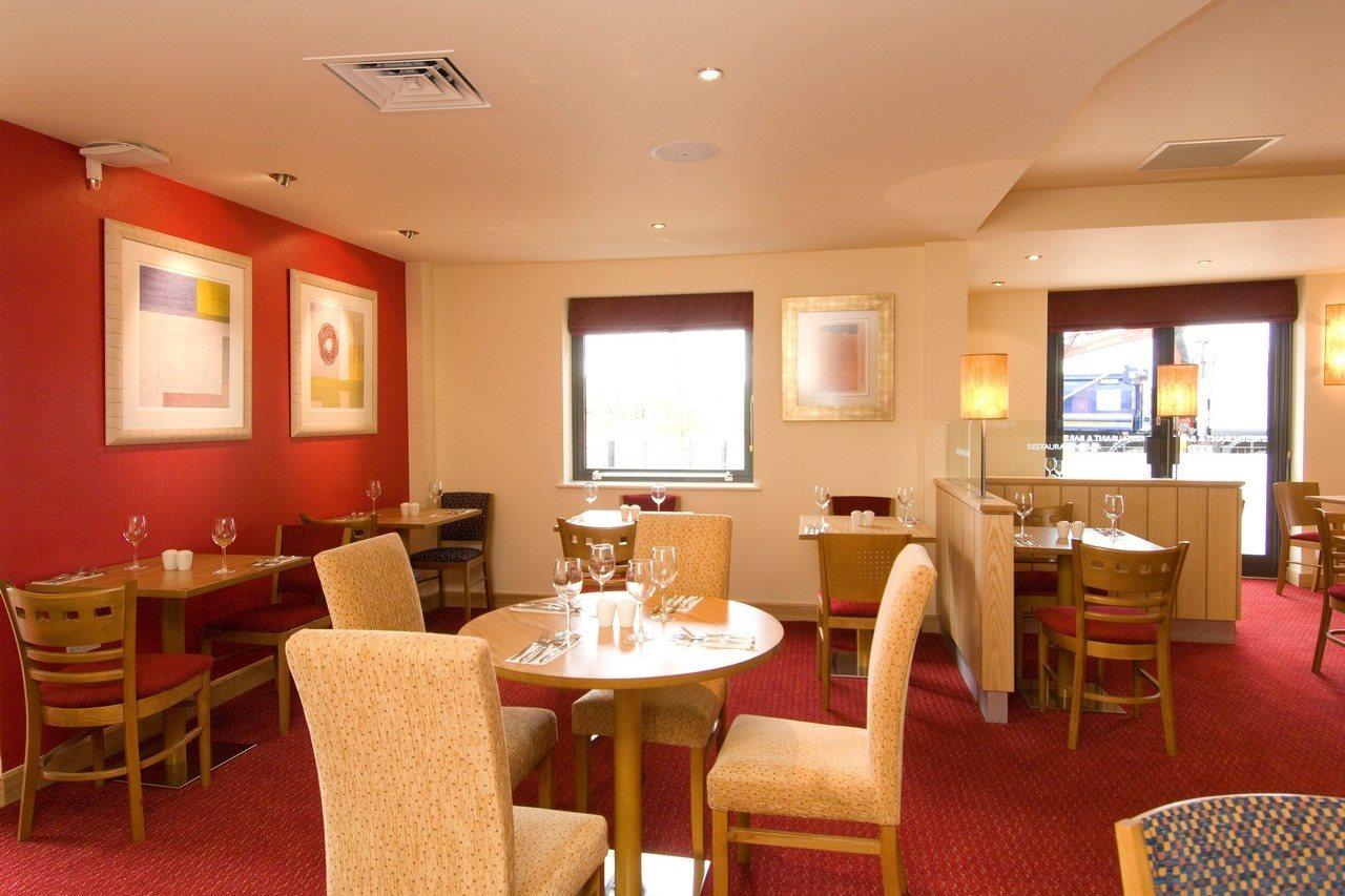 Premier Inn Cambridge Girton  Exteriör bild