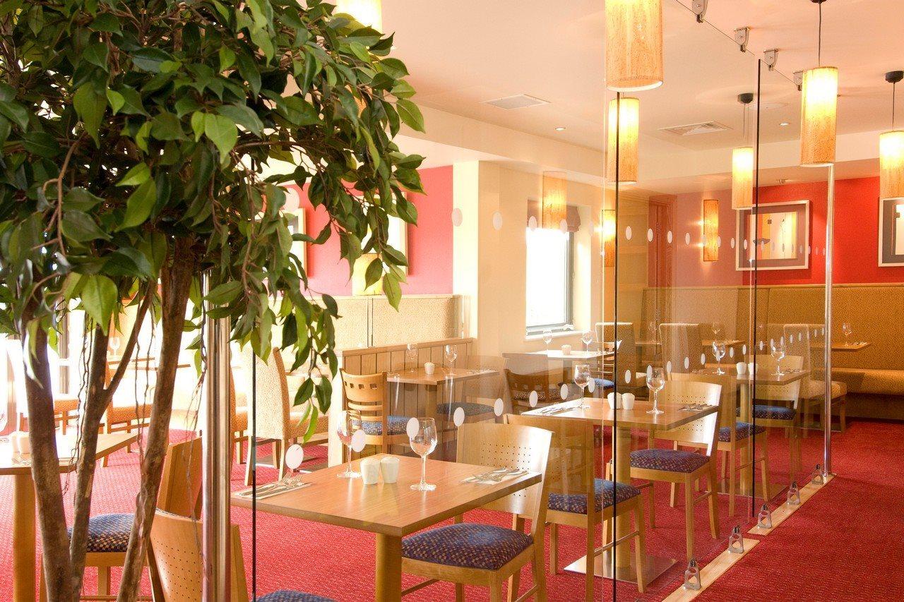 Premier Inn Cambridge Girton  Exteriör bild