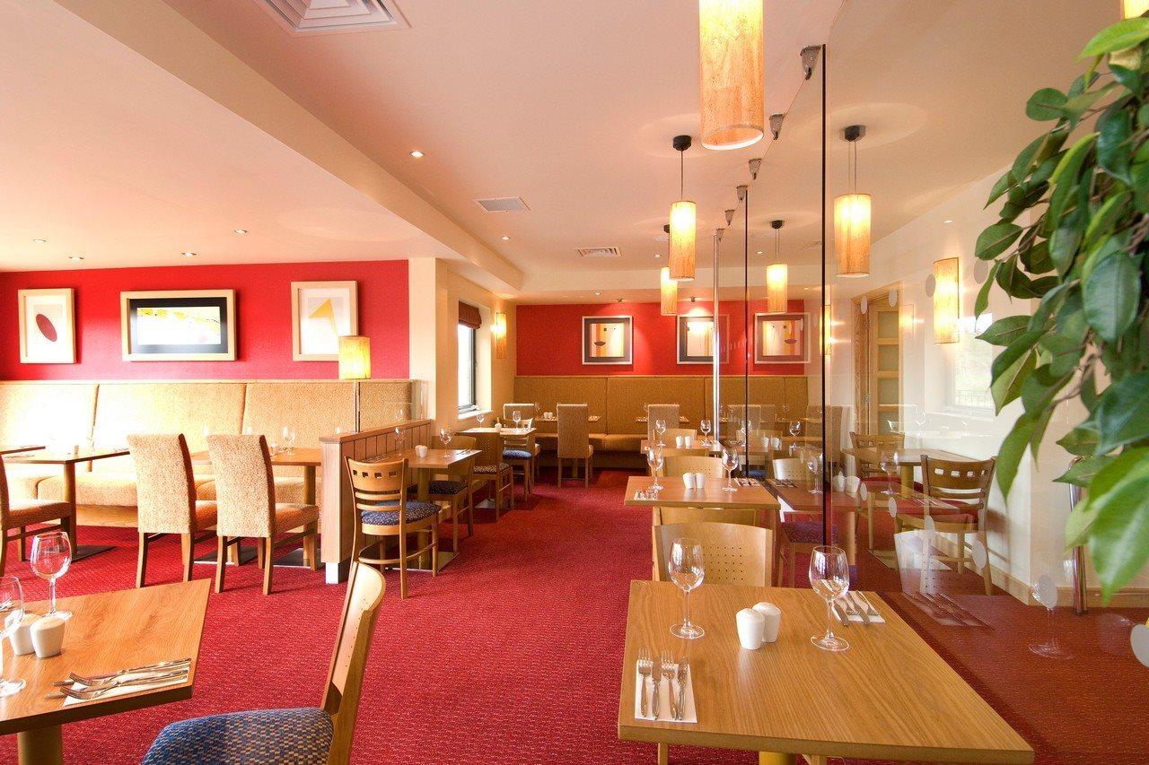 Premier Inn Cambridge Girton  Exteriör bild