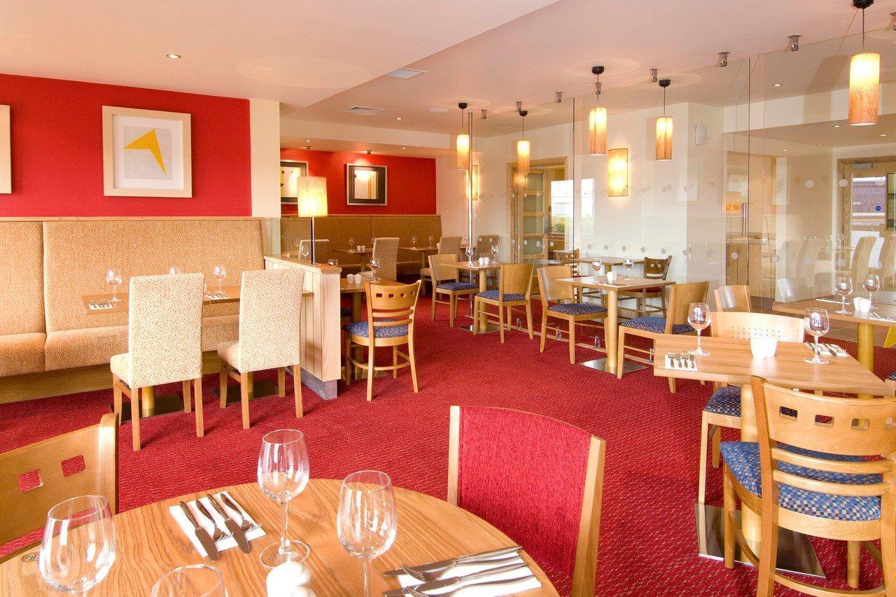 Premier Inn Cambridge Girton  Exteriör bild