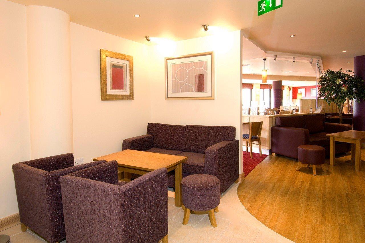 Premier Inn Cambridge Girton  Exteriör bild