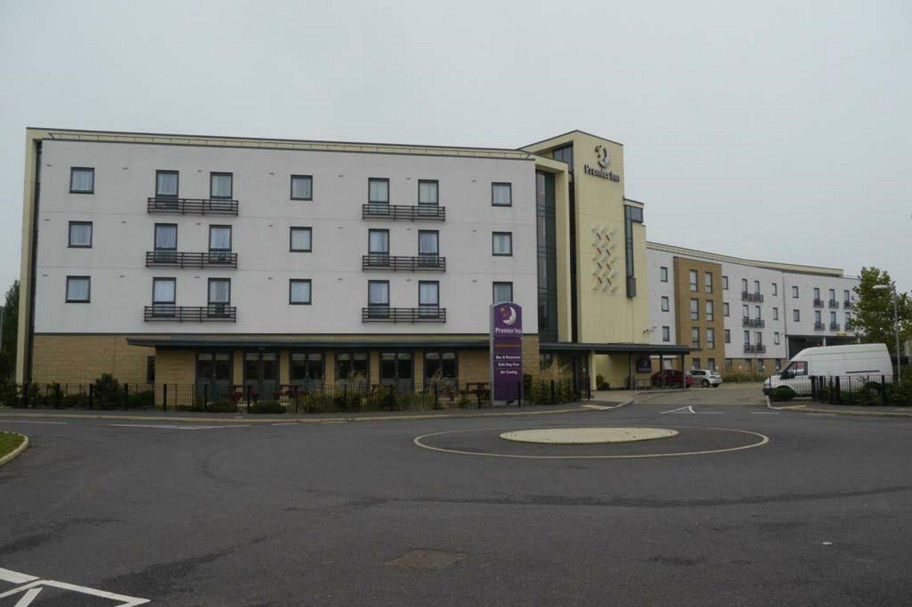 Premier Inn Cambridge Girton  Exteriör bild