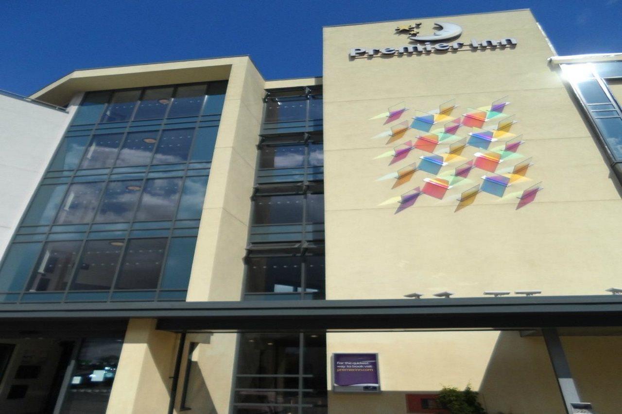 Premier Inn Cambridge Girton  Exteriör bild