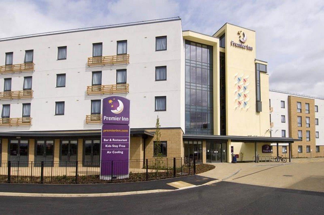 Premier Inn Cambridge Girton  Exteriör bild